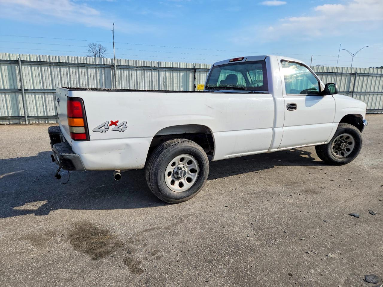 2007 GMC NEW SIERRA K1500 CLASSIC photo 7