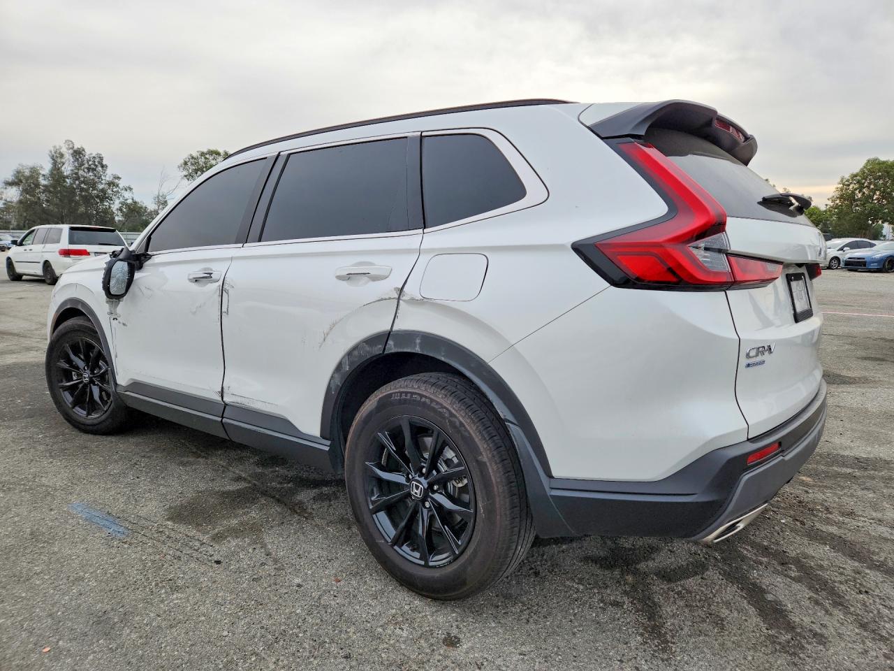 2025 HONDA CR-V SPORT photo 3