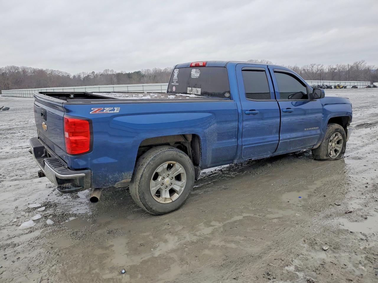2015 CHEVROLET SILVERADO K1500 LT photo 5