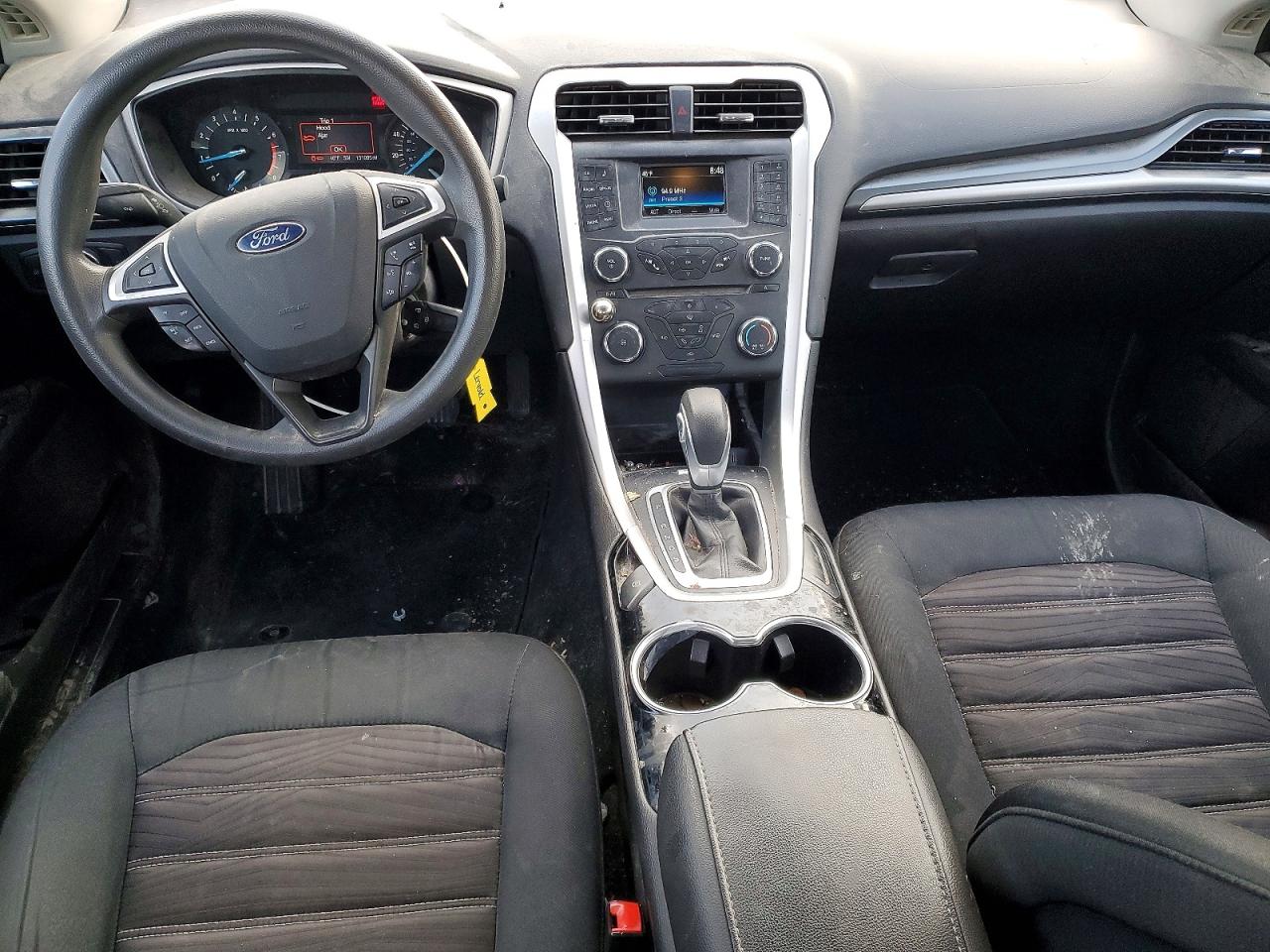 2016 FORD FUSION SE photo 22