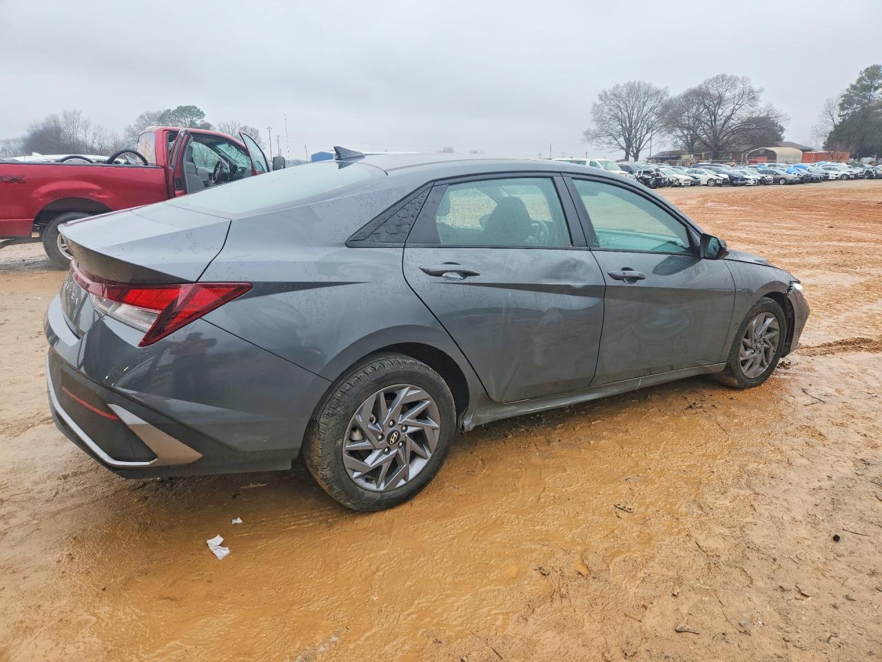 2024 HYUNDAI ELANTRA SEL photo 7