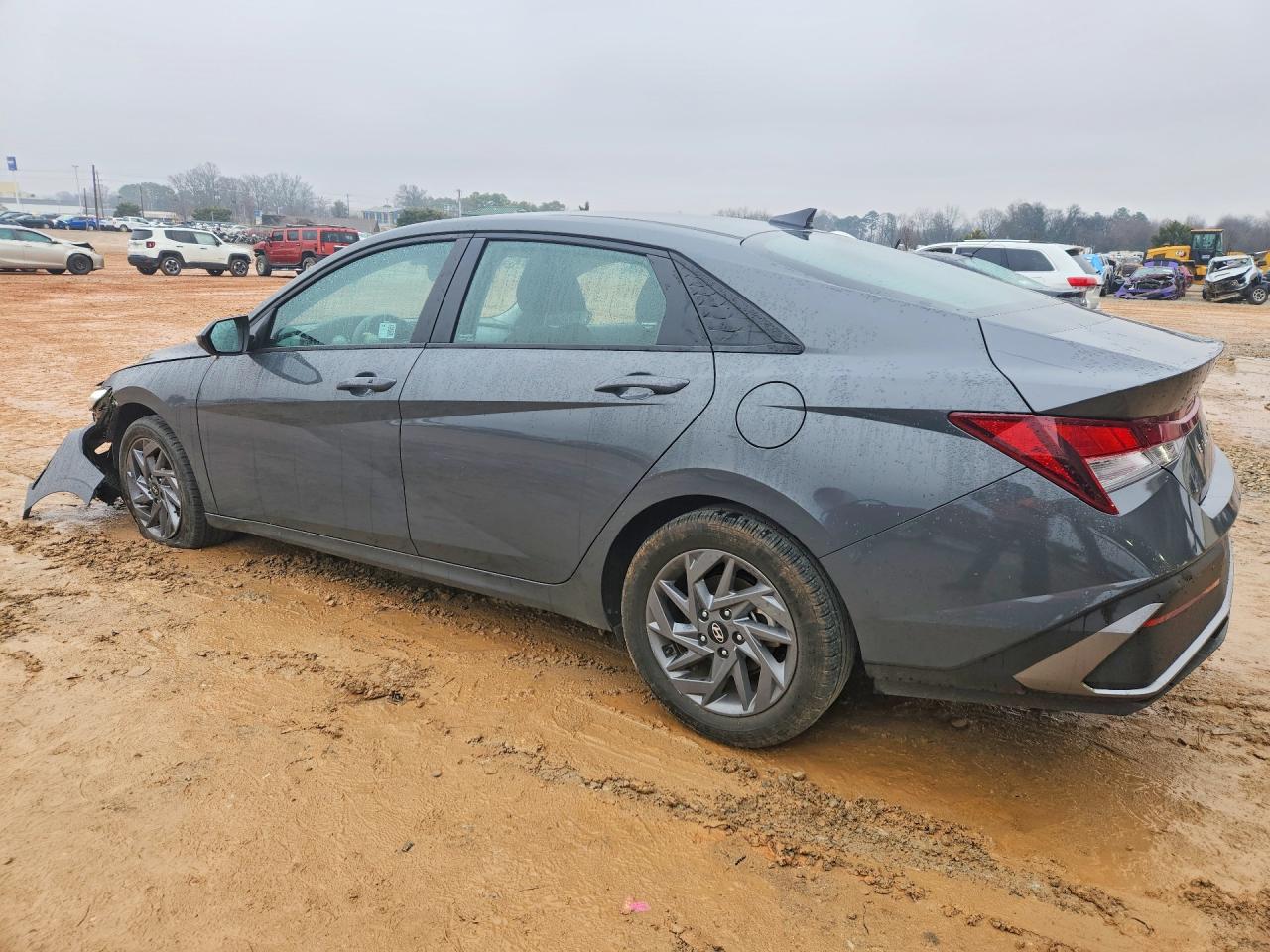 2024 HYUNDAI ELANTRA SEL photo 4