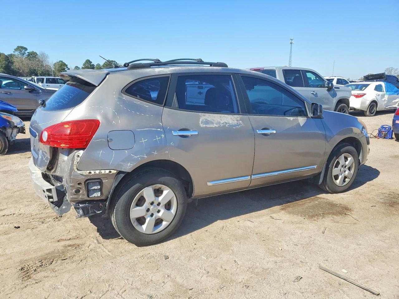 2013 NISSAN ROGUE S photo 7