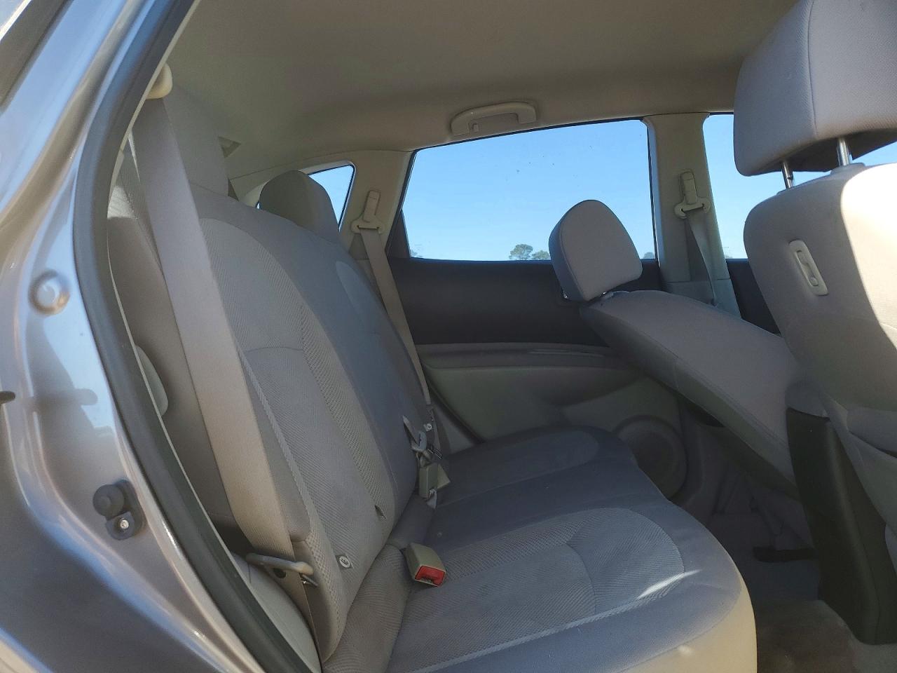 2013 NISSAN ROGUE S photo 31