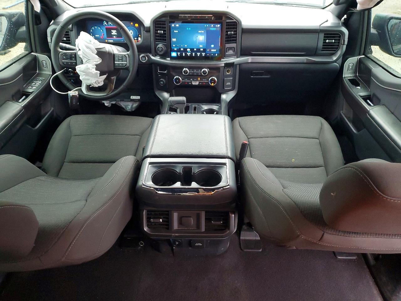 2024 FORD F150 XLT photo 15
