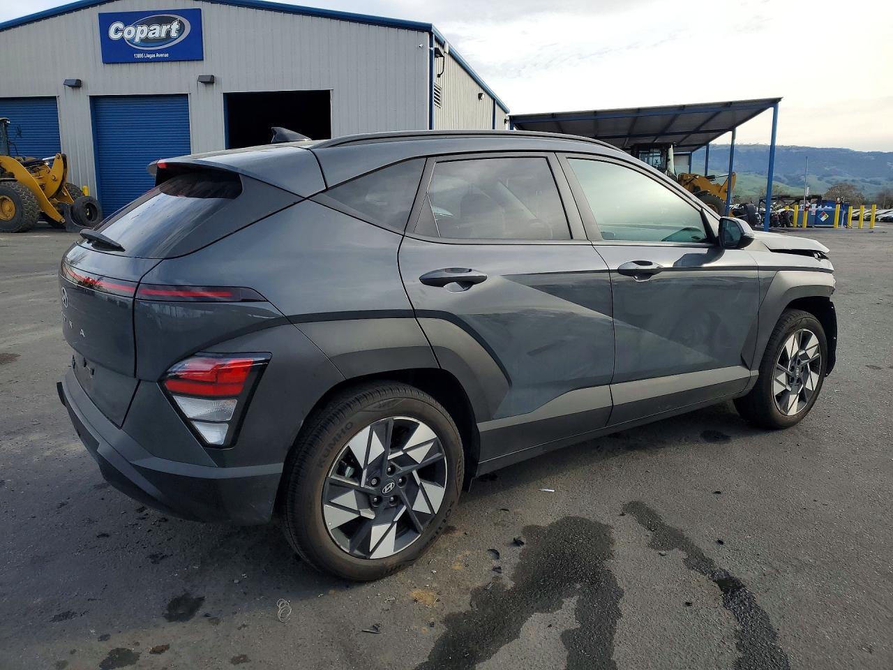 2025 HYUNDAI KONA SEL photo 5