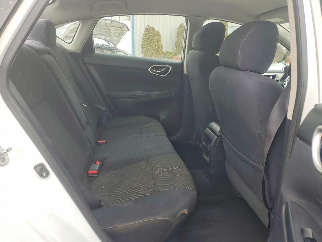 2015 NISSAN SENTRA S photo 19