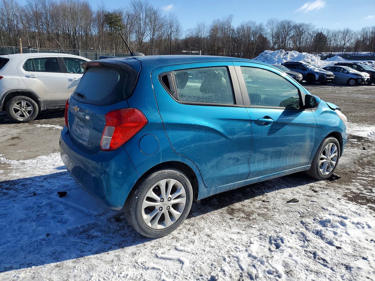2019 CHEVROLET SPARK 1LT photo 3