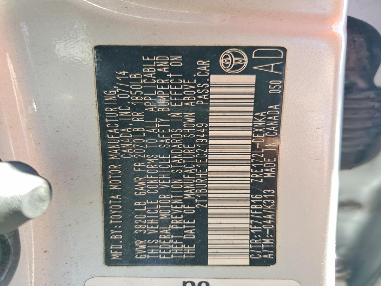2014 TOYOTA COROLLA LE photo 23