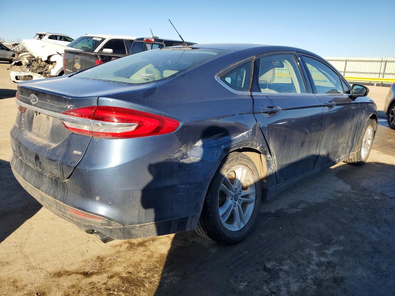 2018 FORD FUSION SE photo 5