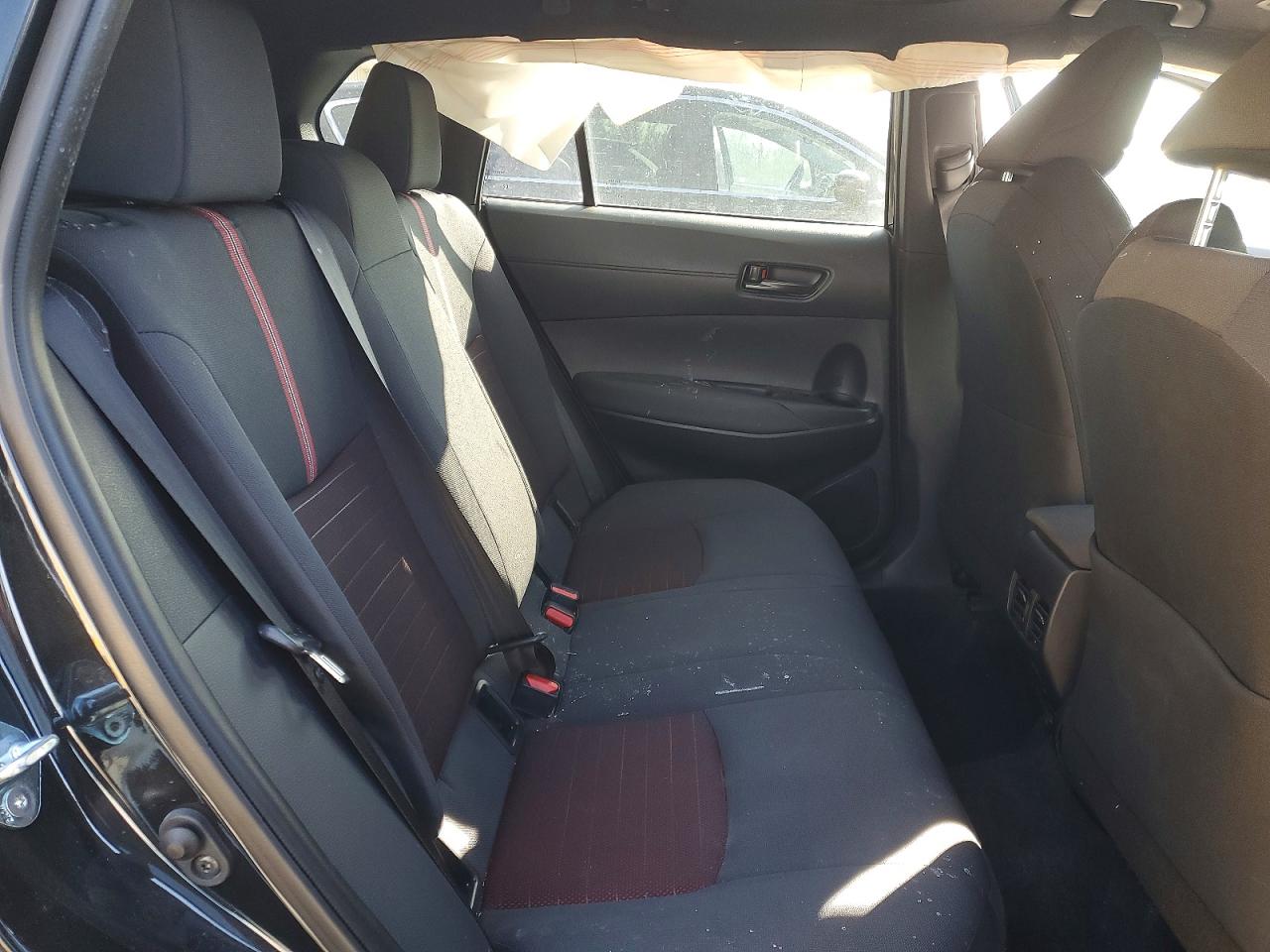 2025 TOYOTA COROLLA CROSS SE photo 11