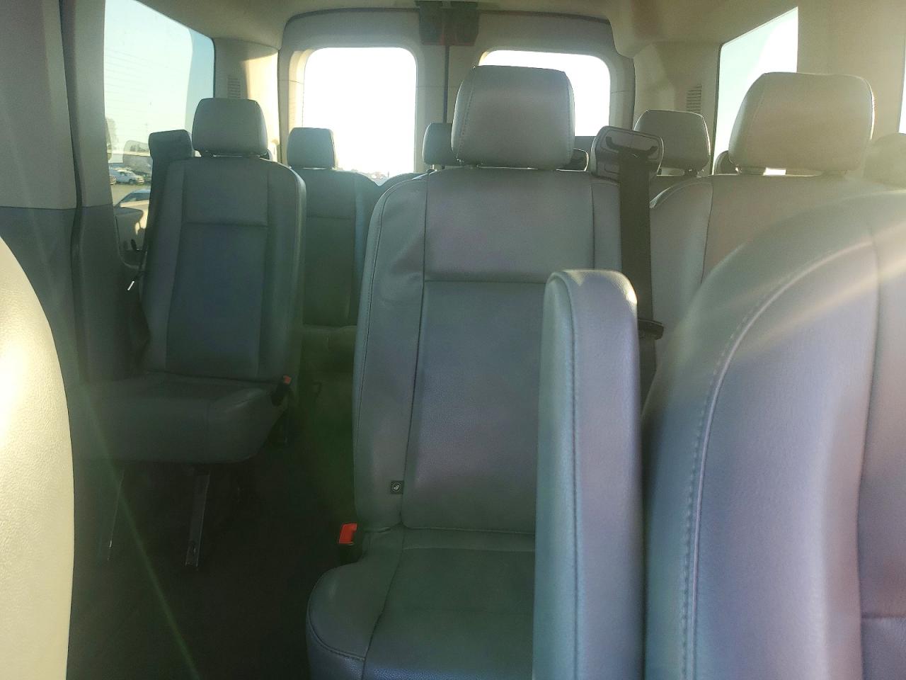 2016 FORD TRANSIT T-150 photo 10