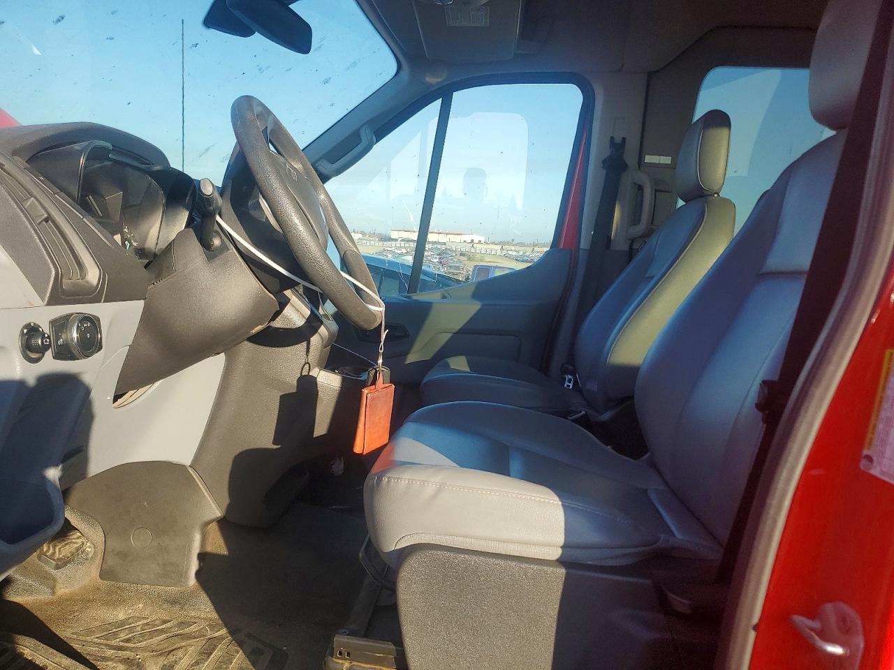 2016 FORD TRANSIT T-150 photo 7