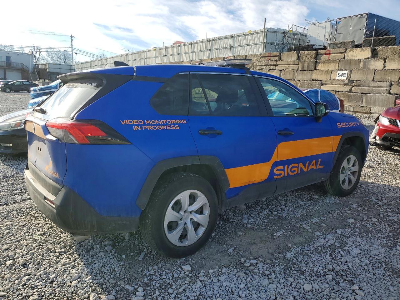 2025 TOYOTA RAV4 LE photo 5