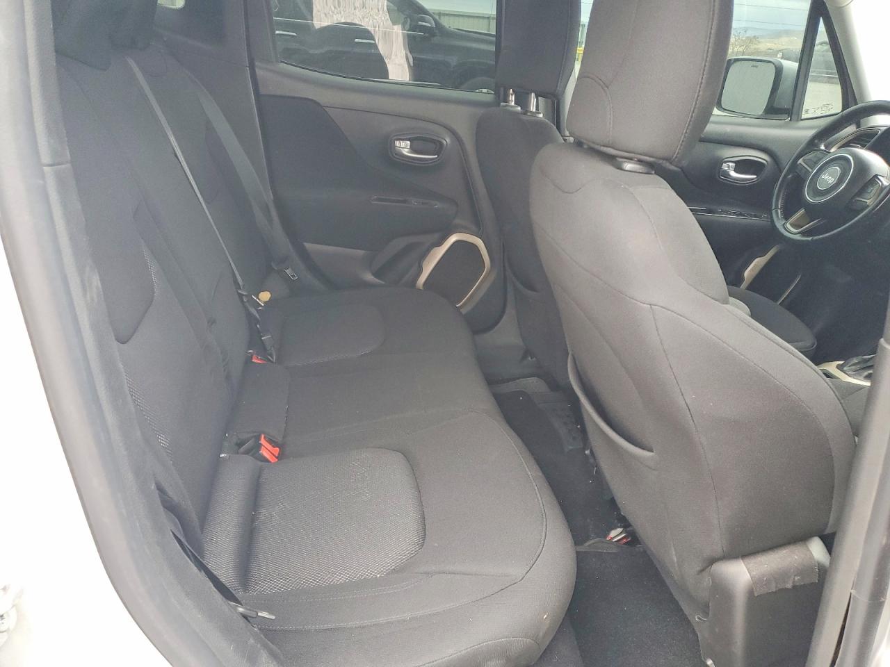 2015 JEEP RENEGADE LATITUDE photo 10