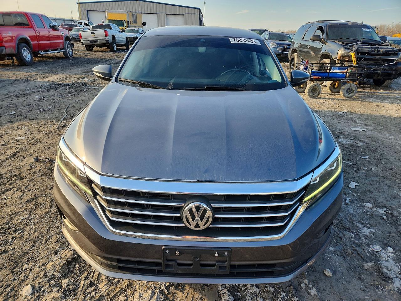 2020 VOLKSWAGEN PASSAT SE photo 13