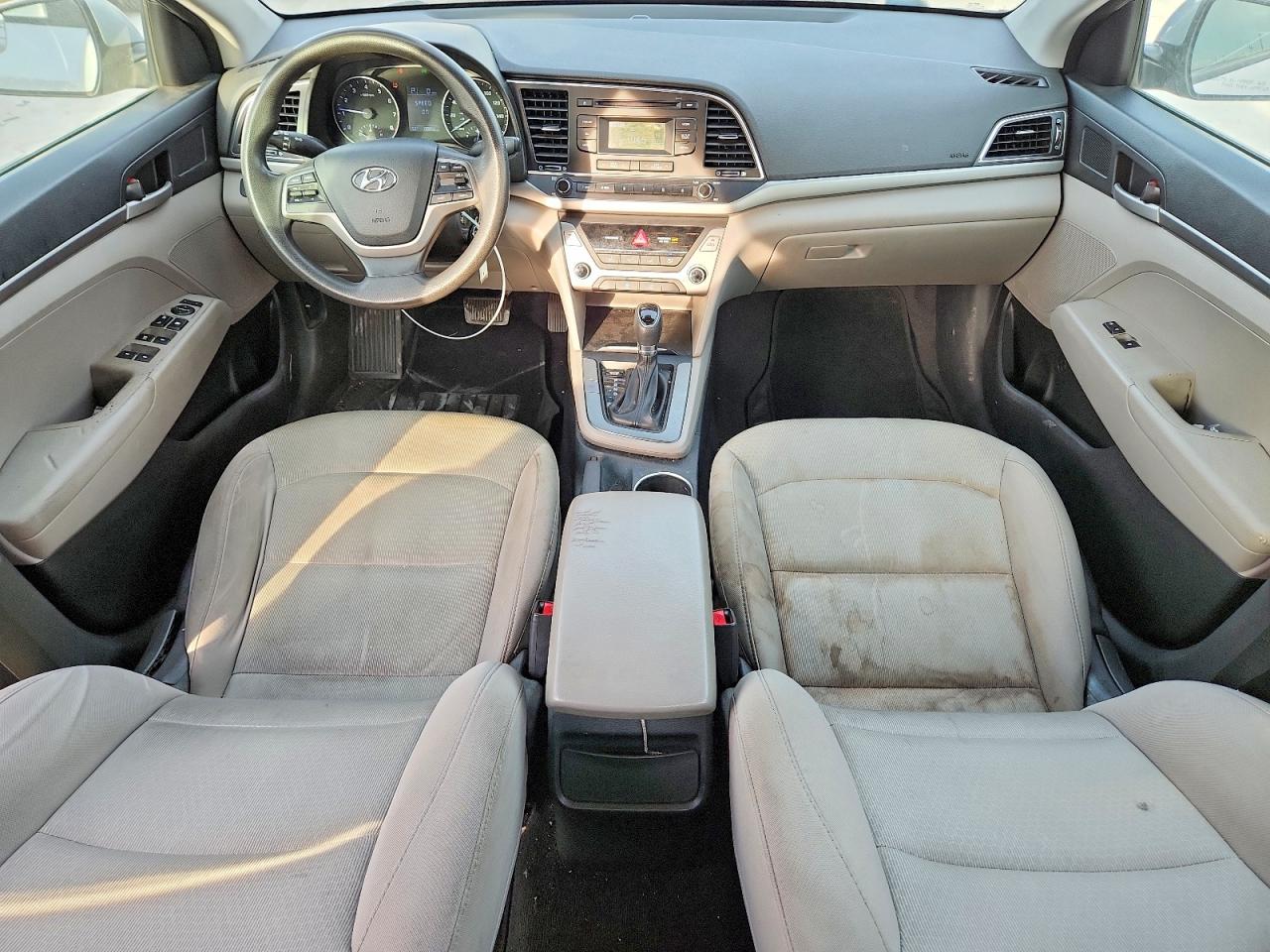 2017 HYUNDAI ELANTRA SE photo 15