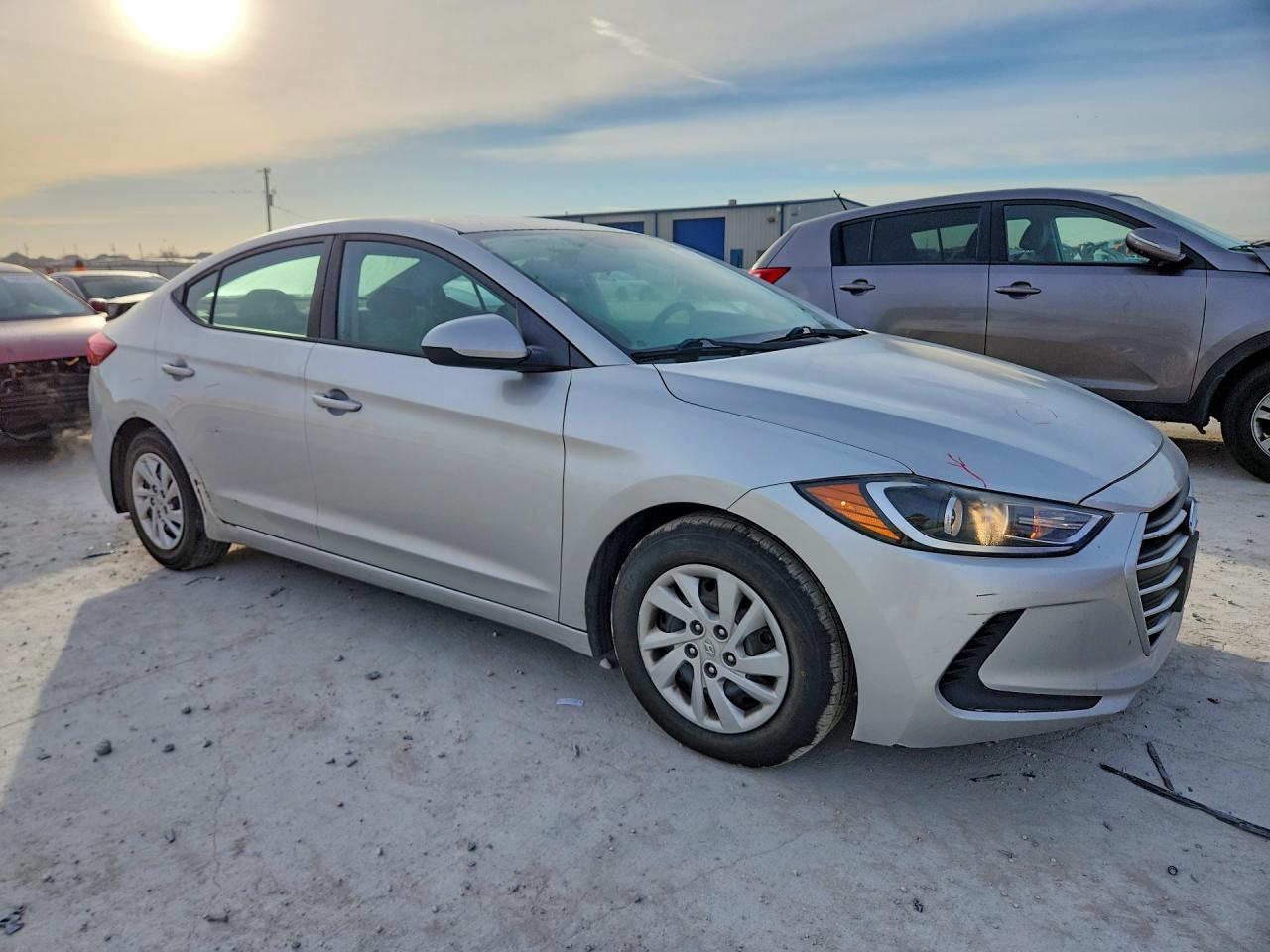 2017 HYUNDAI ELANTRA SE photo 7