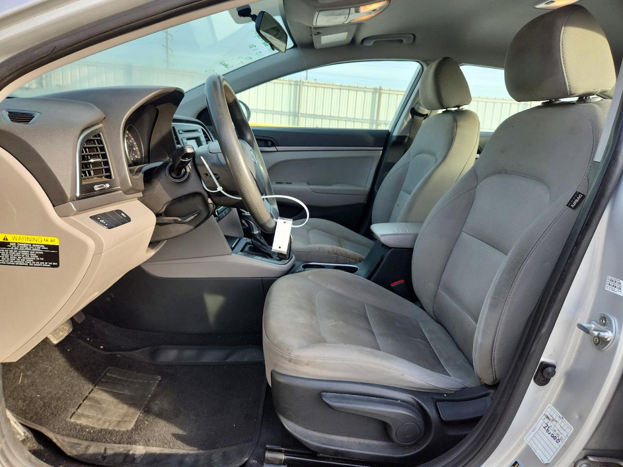2017 HYUNDAI ELANTRA SE photo 13