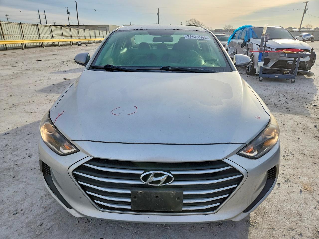 2017 HYUNDAI ELANTRA SE photo 9