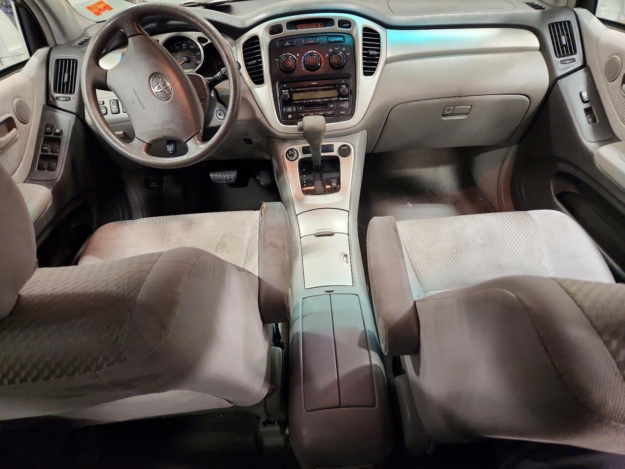 2007 TOYOTA HIGHLANDER BASE photo 8