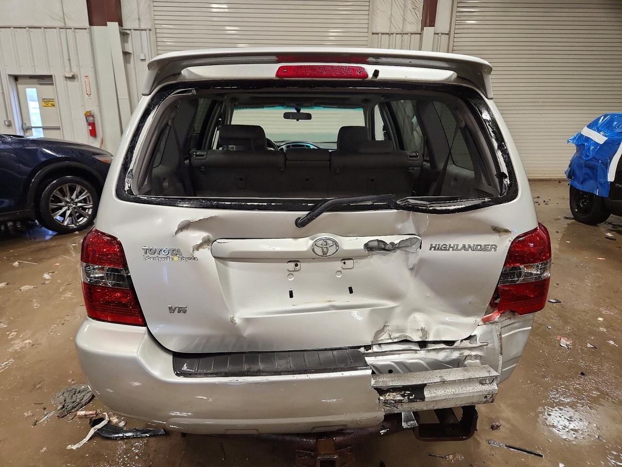 2007 TOYOTA HIGHLANDER BASE photo 6