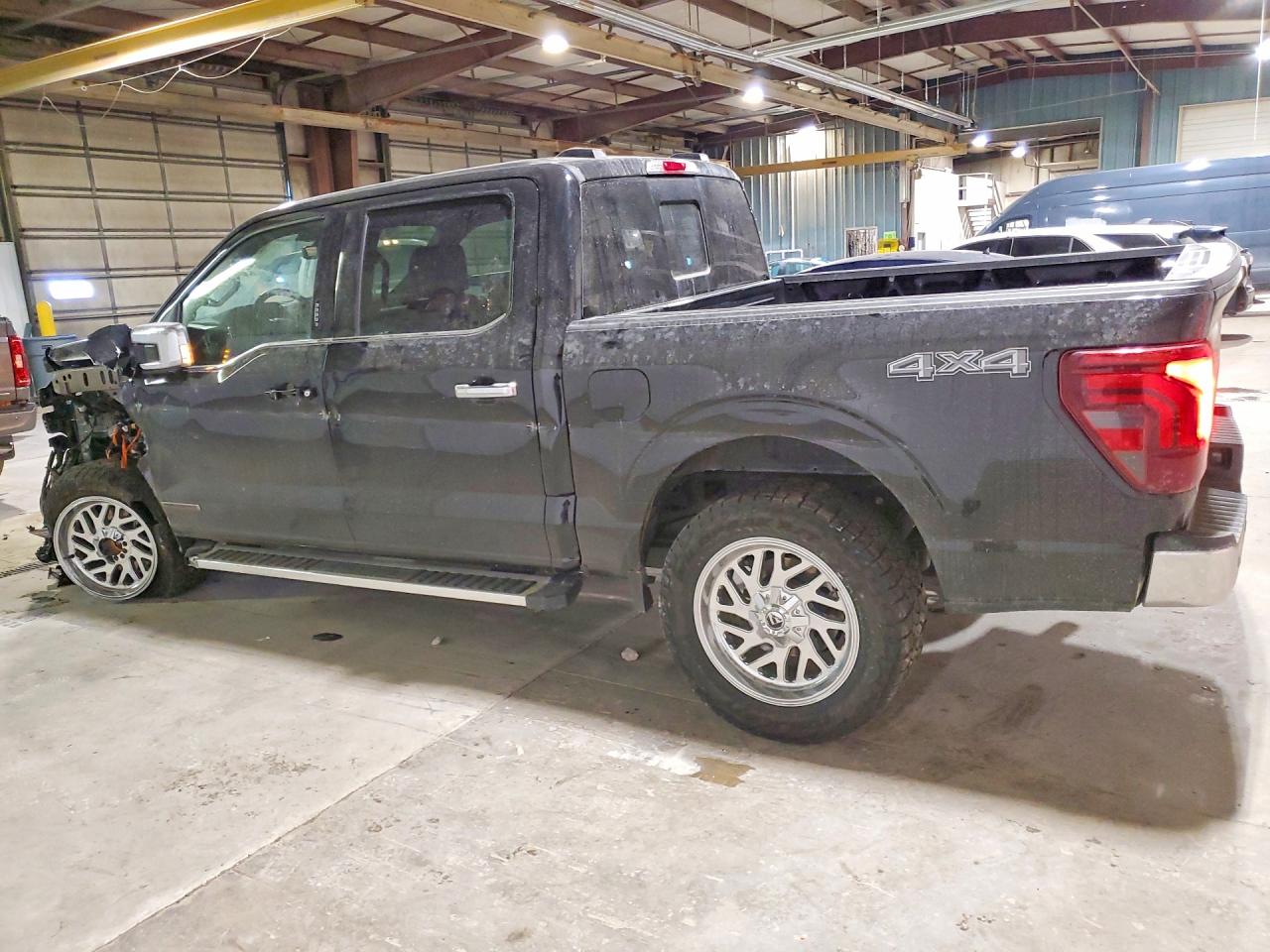 2024 FORD F150 LARIAT photo 3