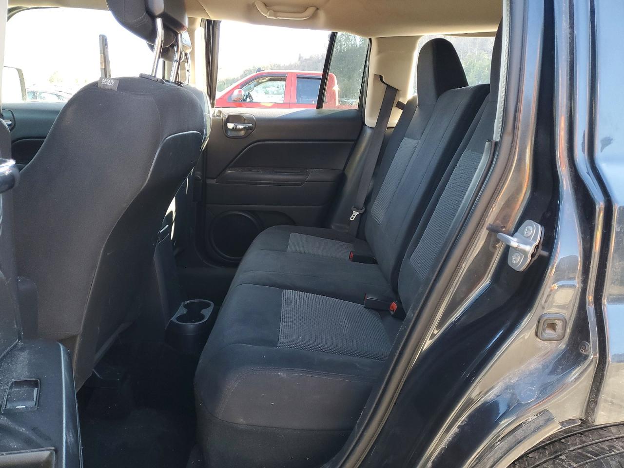 2015 JEEP PATRIOT SPORT photo 21