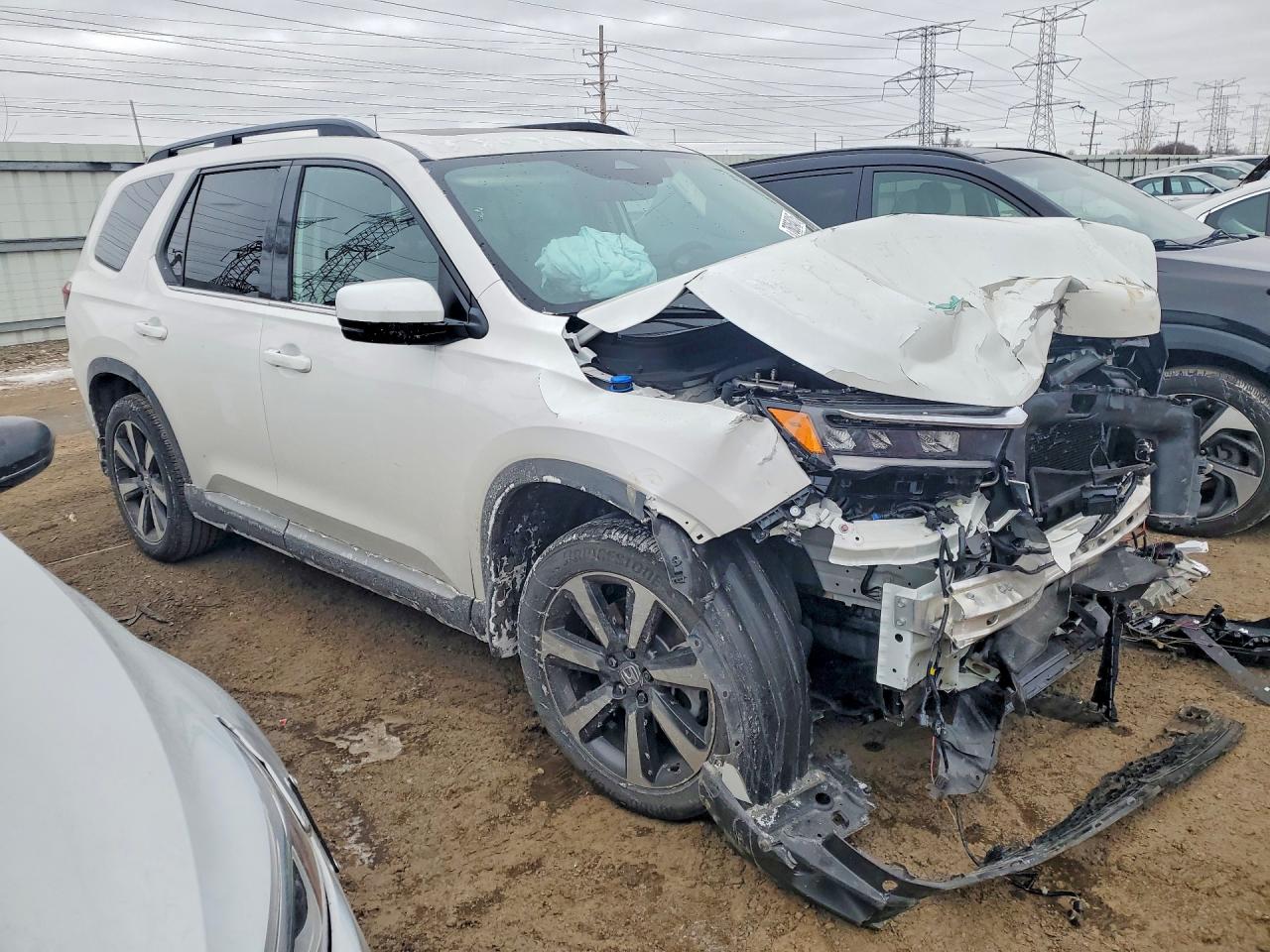 2025 HONDA PILOT TOURING photo 4