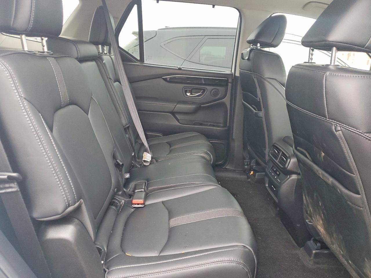 2025 HONDA PILOT TOURING photo 11