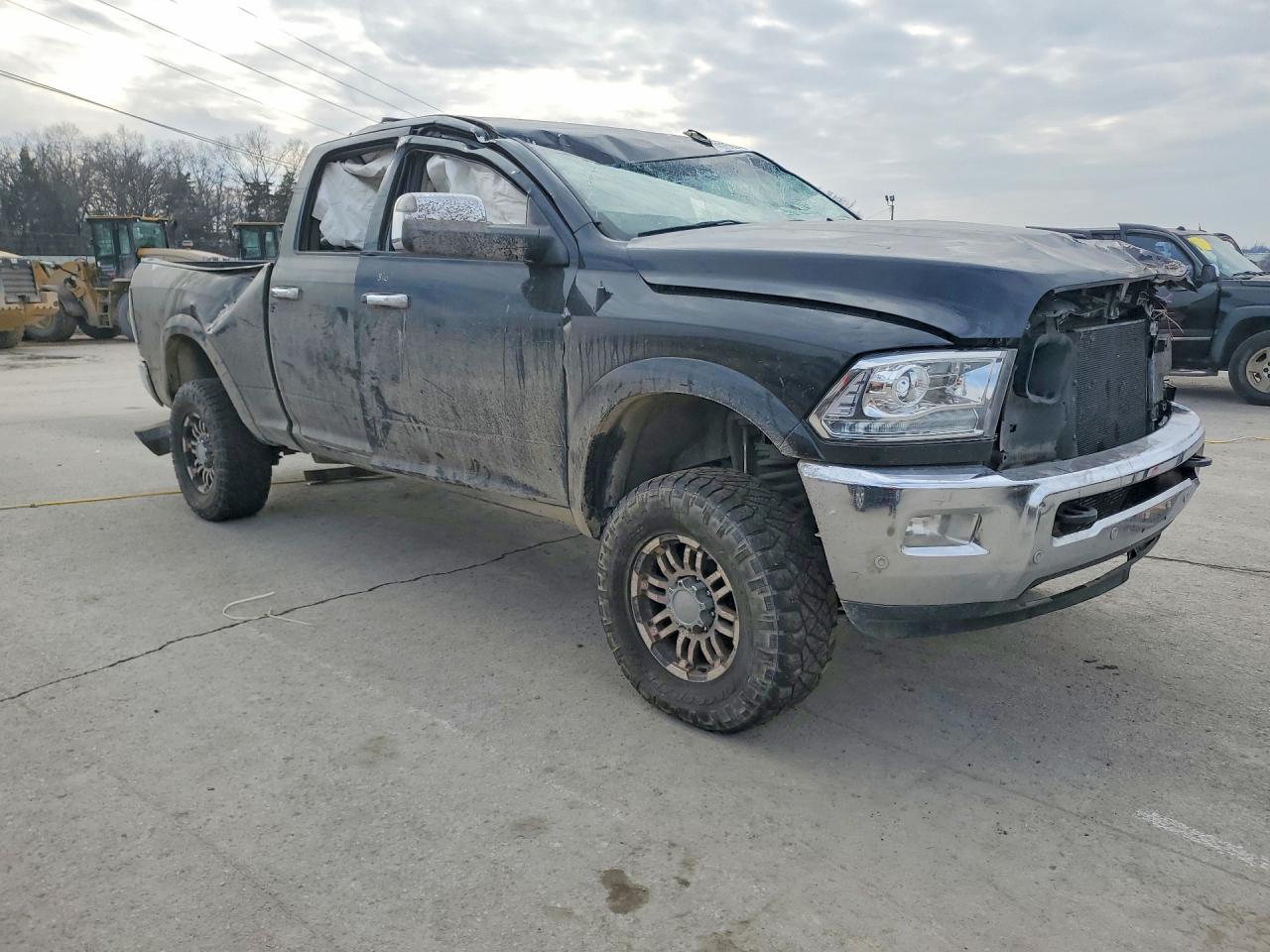 2017 RAM 2500 LARAMIE photo 4
