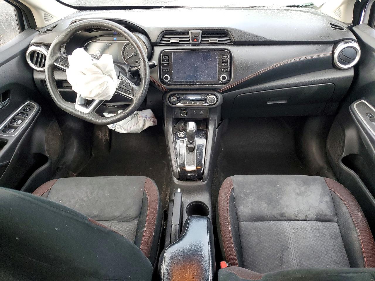 2024 NISSAN VERSA SR photo 8