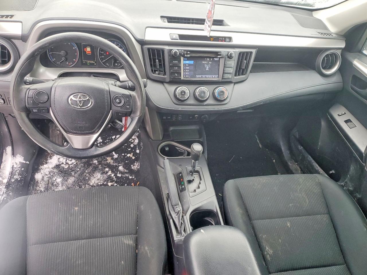 2018 TOYOTA RAV4 LE photo 8