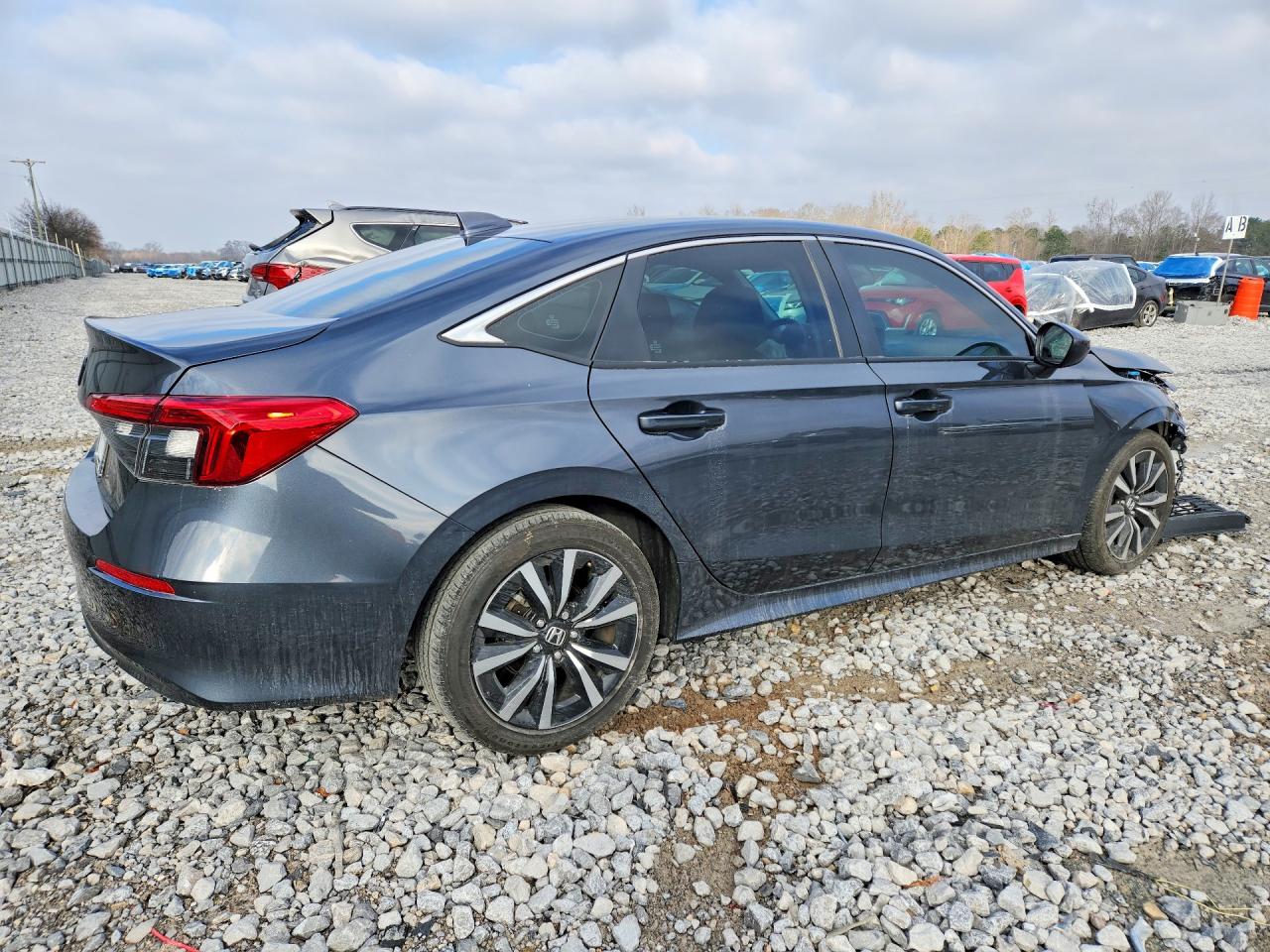2023 HONDA CIVIC EX photo 3
