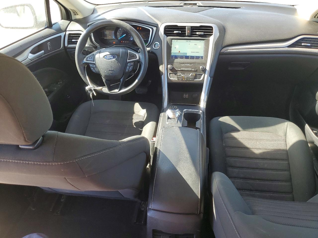 2020 FORD FUSION SE photo 15