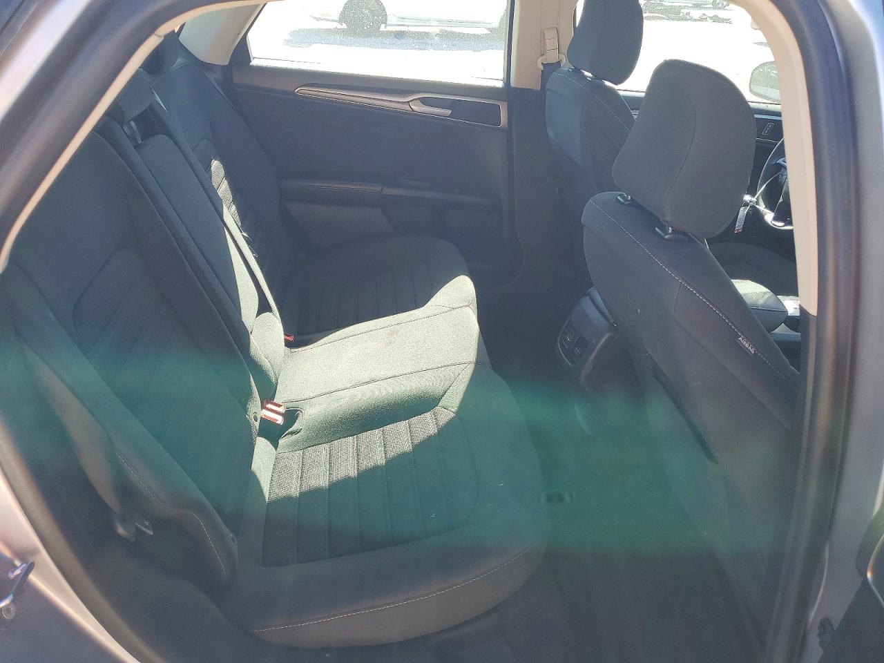 2020 FORD FUSION SE photo 19