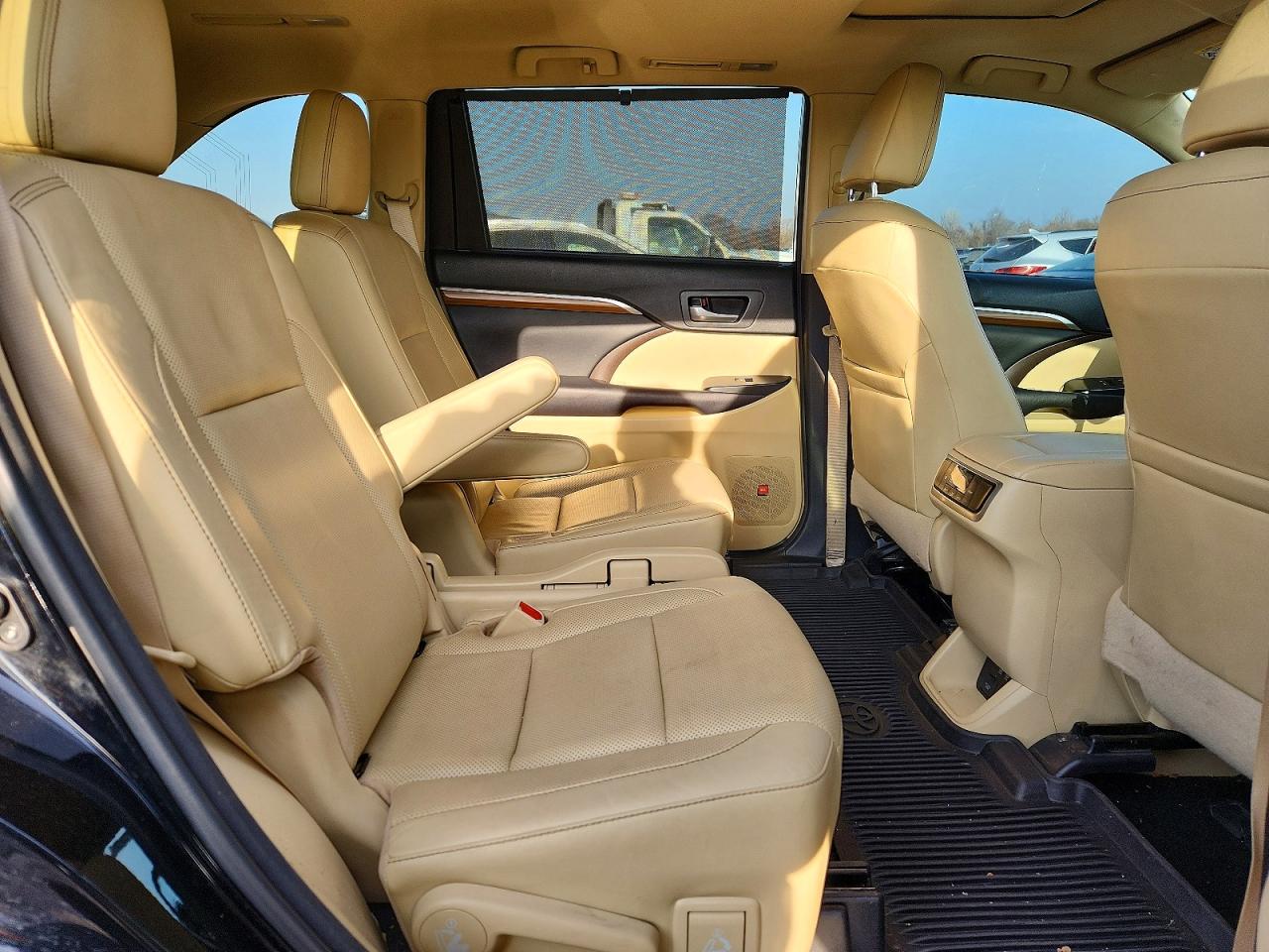 2017 TOYOTA HIGHLANDER LIMITED photo 21