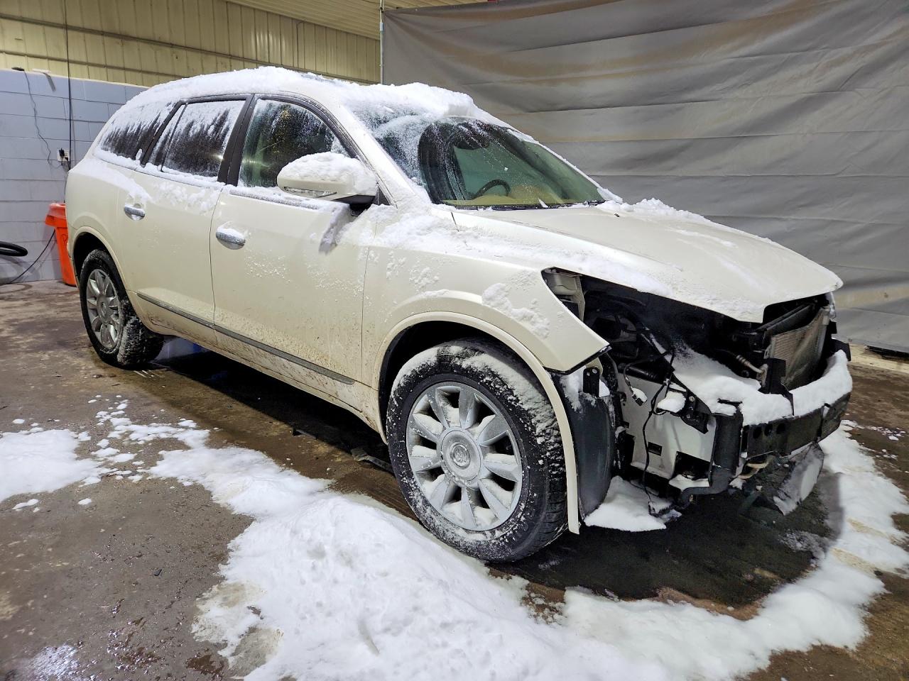 2015 BUICK ENCLAVE photo 4