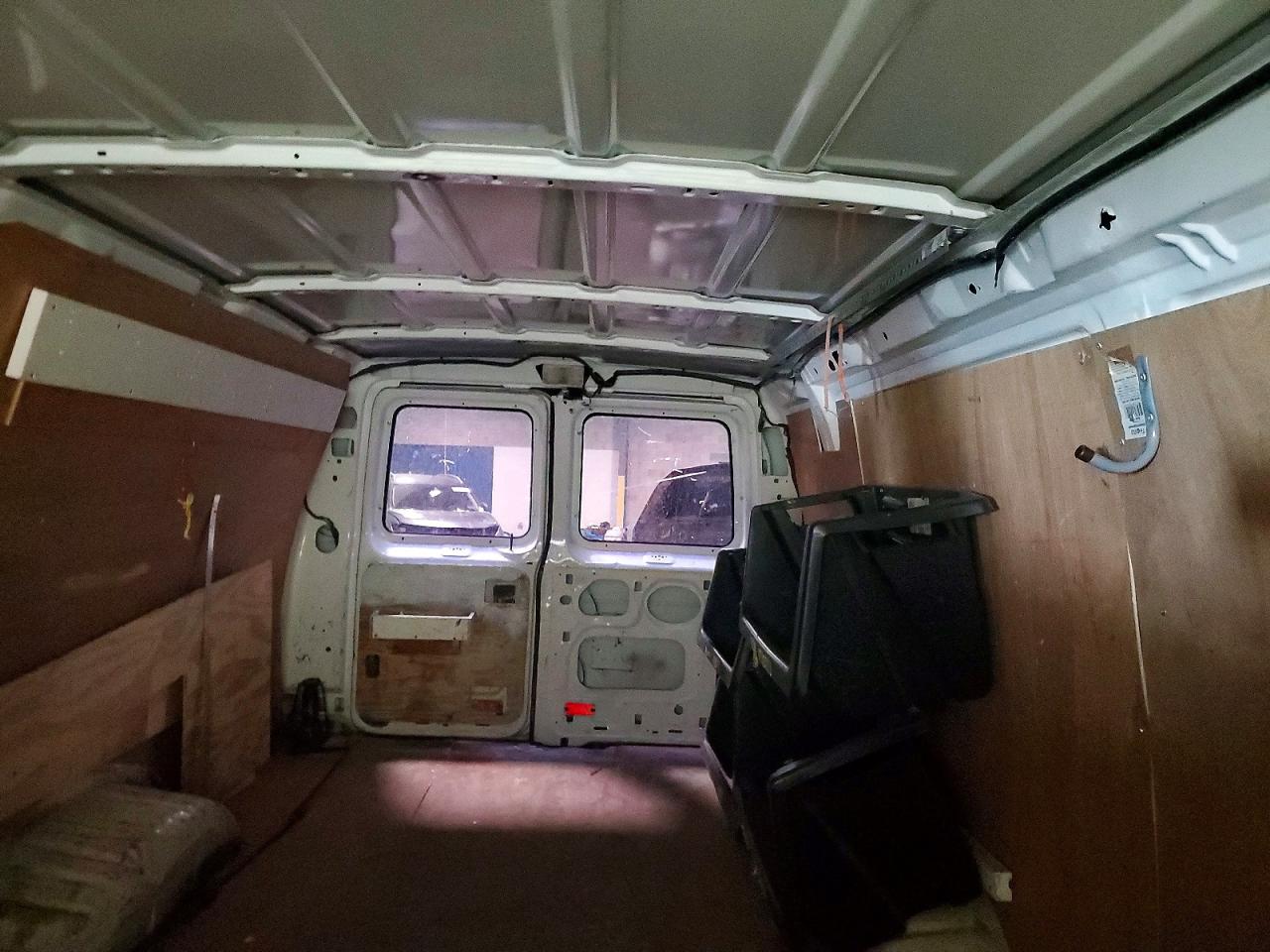 2011 FORD ECONOLINE CARGO E-25 photo 10