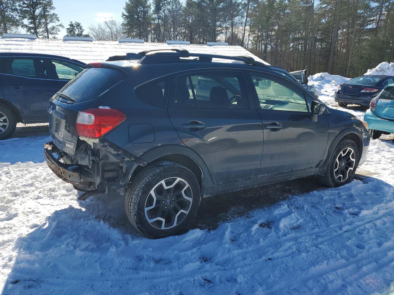 2017 SUBARU CROSSTREK LIMITED photo 3