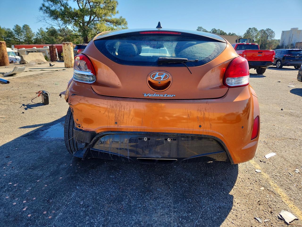 2016 HYUNDAI VELOSTER photo 6