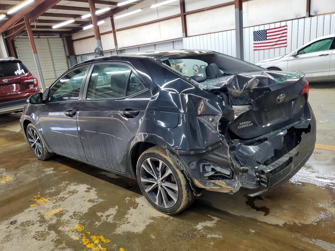 2017 TOYOTA COROLLA L photo 4