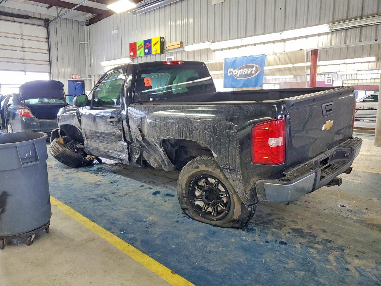 2013 CHEVROLET SILVERADO K1500 photo 3