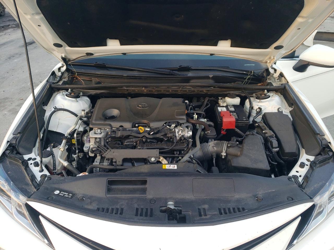 2021 TOYOTA CAMRY LE photo 31