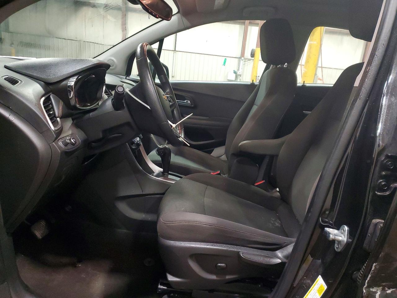 2020 CHEVROLET TRAX LS photo 7