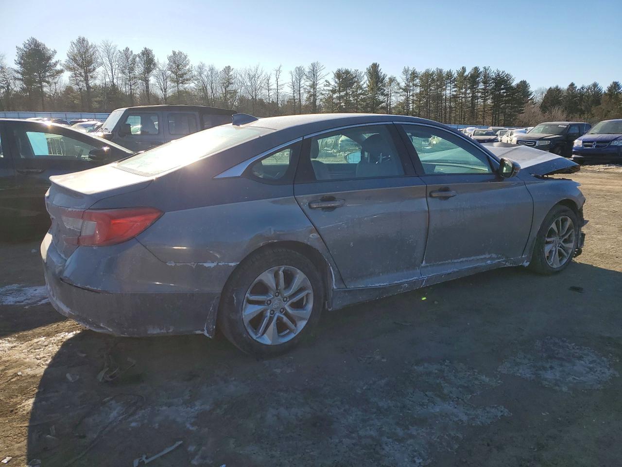 2018 HONDA ACCORD LX photo 7