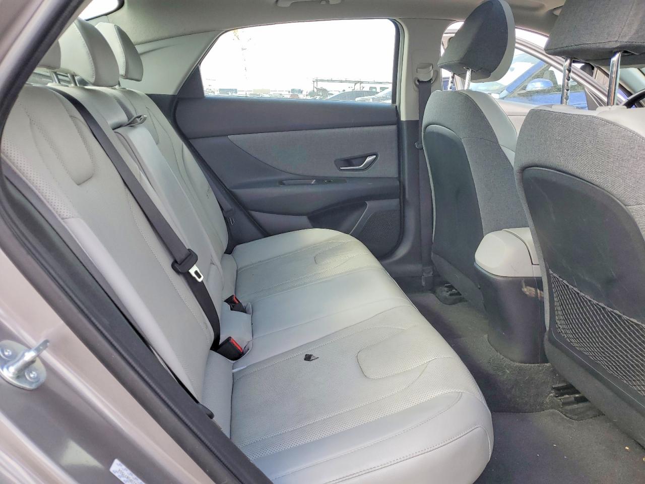 2023 HYUNDAI ELANTRA LIMITED photo 10