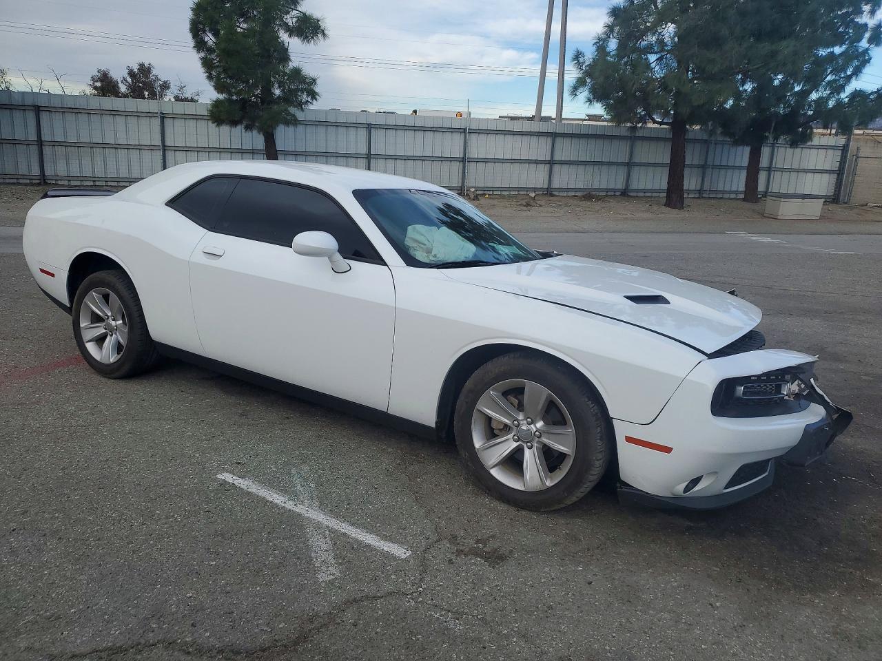 2023 DODGE CHALLENGER SXT photo 7