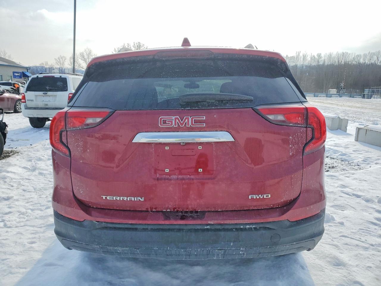 2018 GMC TERRAIN SLE photo 11