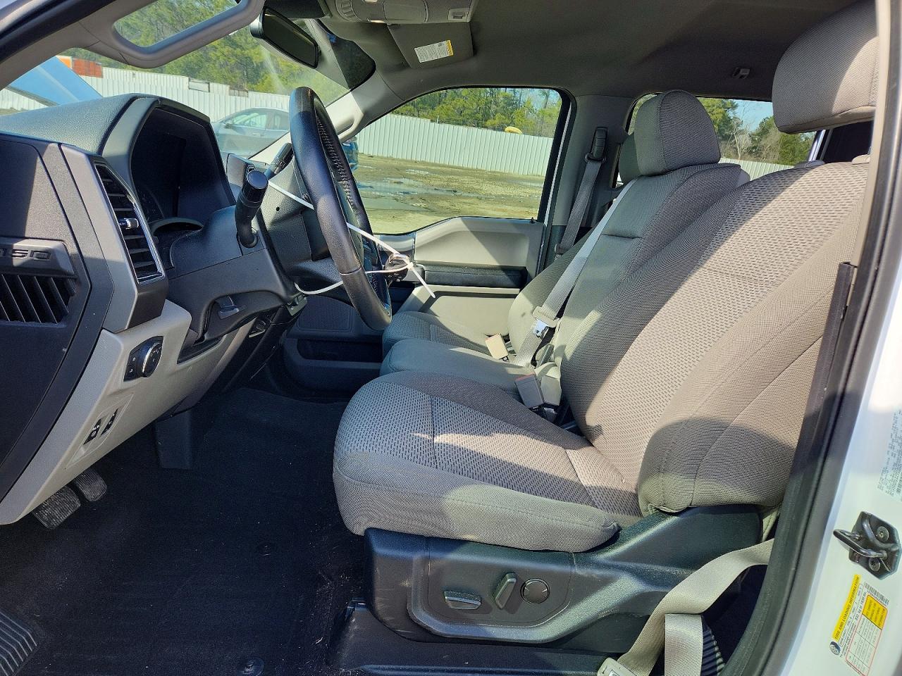 2020 FORD F150 SUPERCREW photo 13